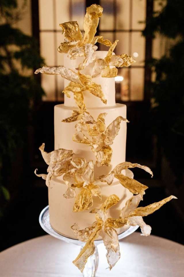 chateau-challain_large_french-wedding-cake-chateau