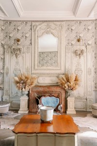 chateau-challain-makeup-room-